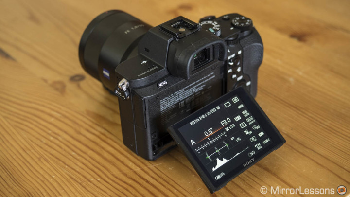 Krachtcel Weekendtas Bouwen op The 10 Main Differences Between the Fujifilm X-T2 and Sony A7 II -  Mirrorless Comparison