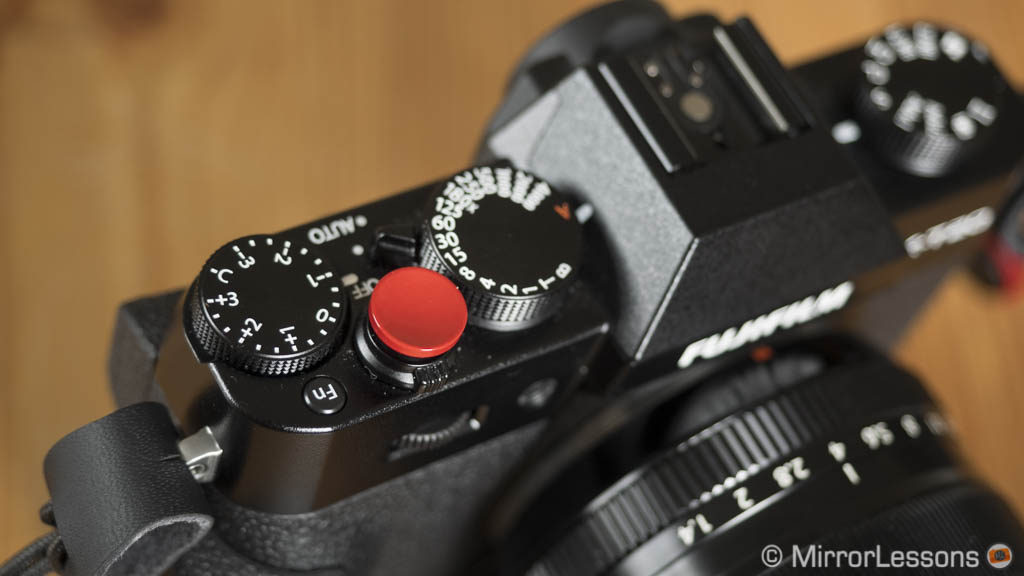 The Best Fuji X-T20 / X-T30 Accessories Compared - Mirrorless Comparison