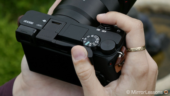 sony a6000 grip extension