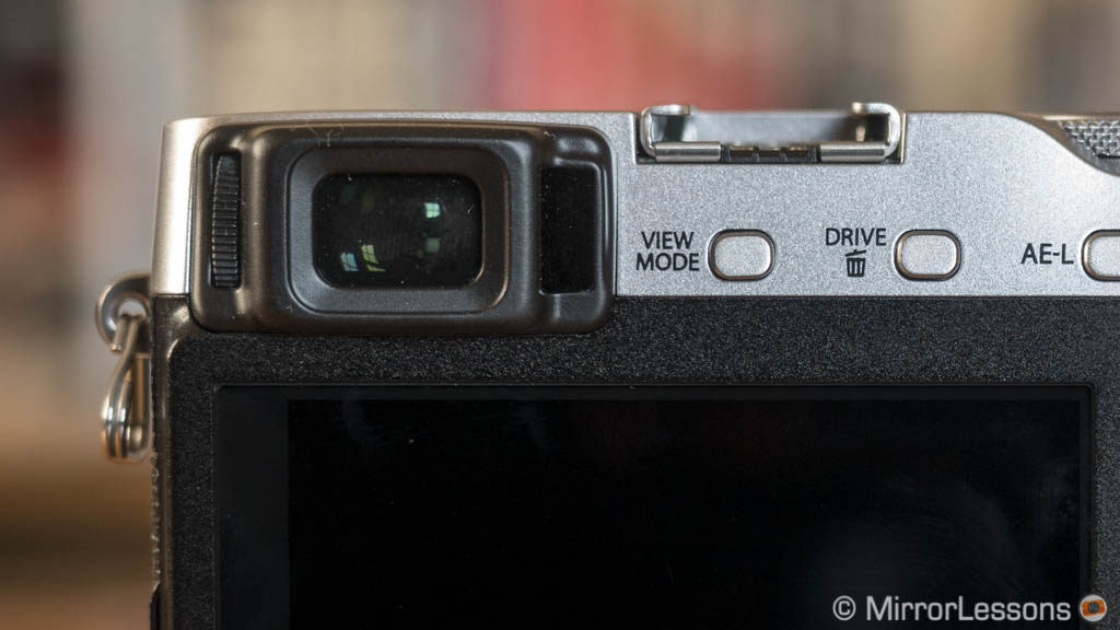 close-up on the Fuji X-E3 viewfinder