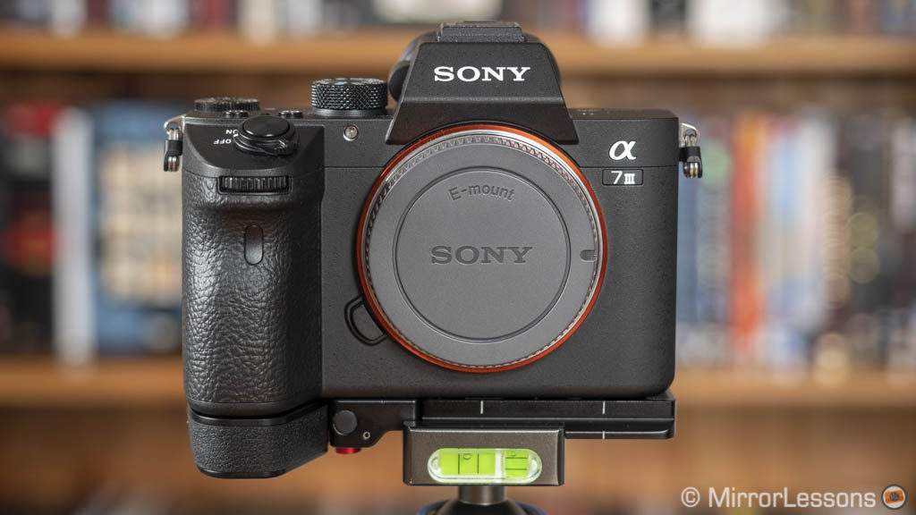 sony a7 iii grip