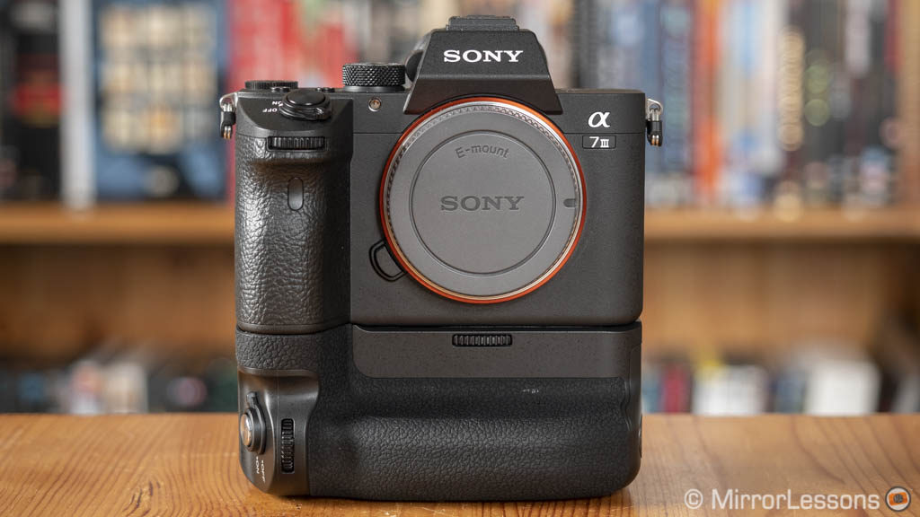 battery grip for a7iii