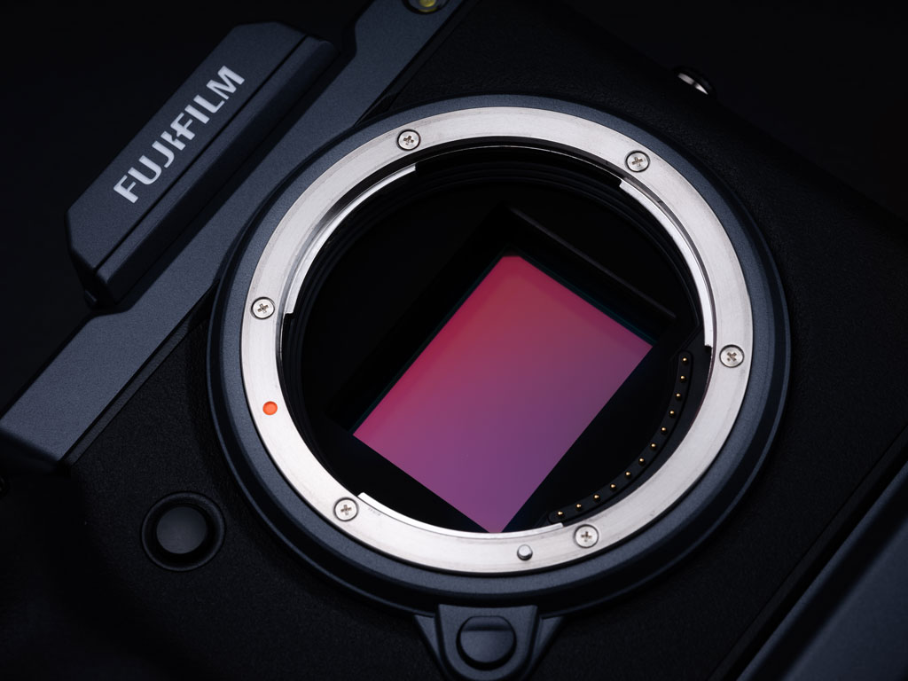 Fujifilm GFX 50S vs GFX100 - The 10 main differences - Mirrorless ...