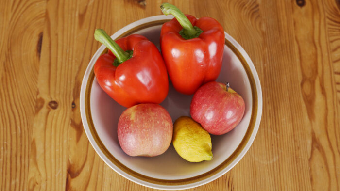 Ảnh rau và trái cây được chụp bằng S-Log2 và được phân loại