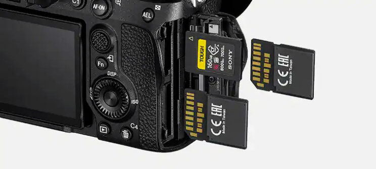 Memory cards next to the Sony A7 IV