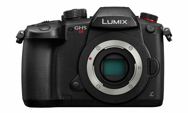 Lumix GH5S, front view