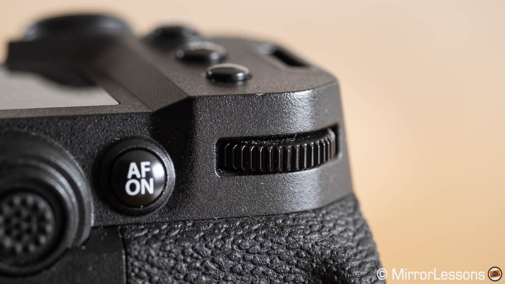 Rear command dial on the Fuji X-H2S