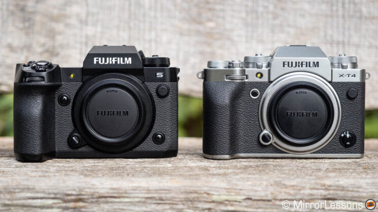 Fujifilm X-H2S and X-T4 side by side