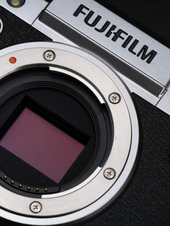 cropped-Fujifilm-X-T5-sensor.jpg