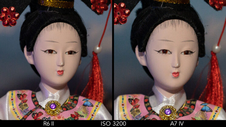 Side by side crop showing the quality at ISO 3200.