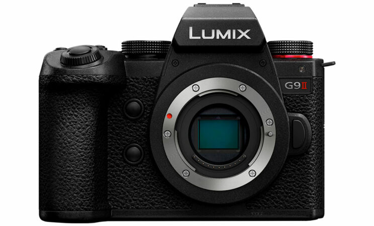 Lumix G9 II, front