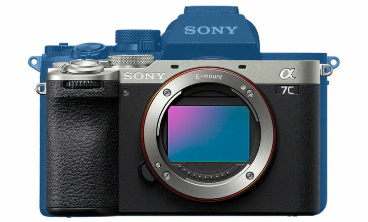 Size difference between the Sony A7C II and A7 IV, front view