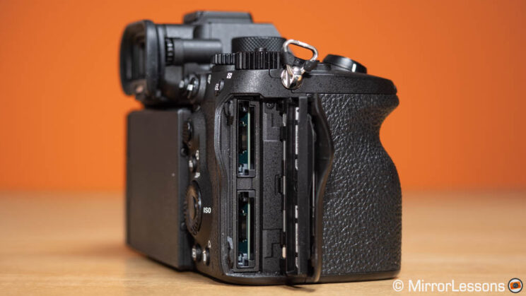 Dual card slots on the Sony A7R V