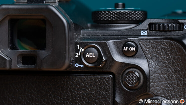 Function lever on the OM-1